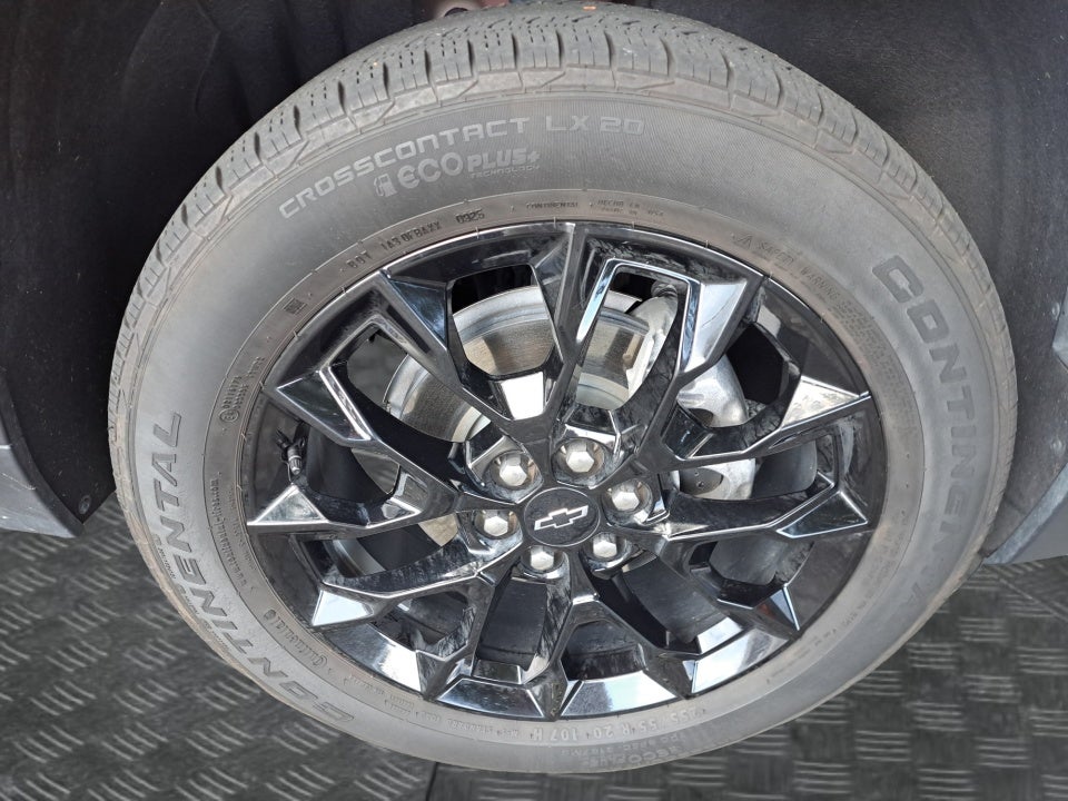 2025 Chevrolet Traverse FWD LT
