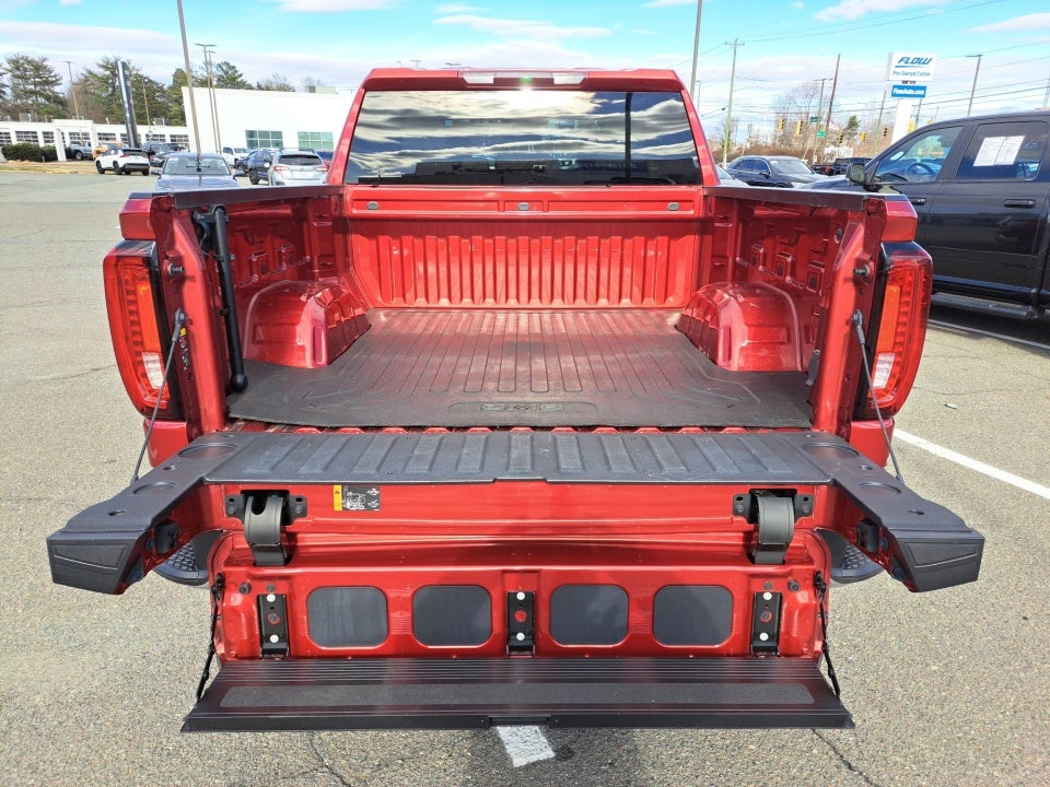 2022 GMC Sierra 1500 4WD Crew Cab Short Box SLT