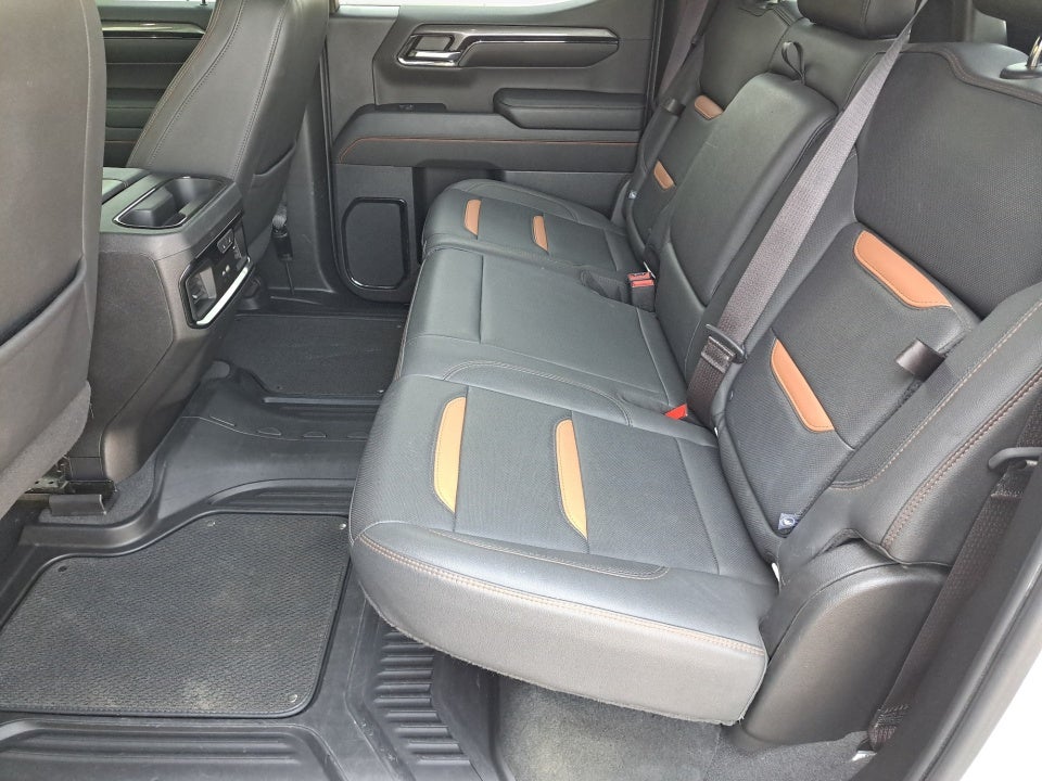 2023 GMC Sierra 1500 4WD Crew Cab Short Box AT4
