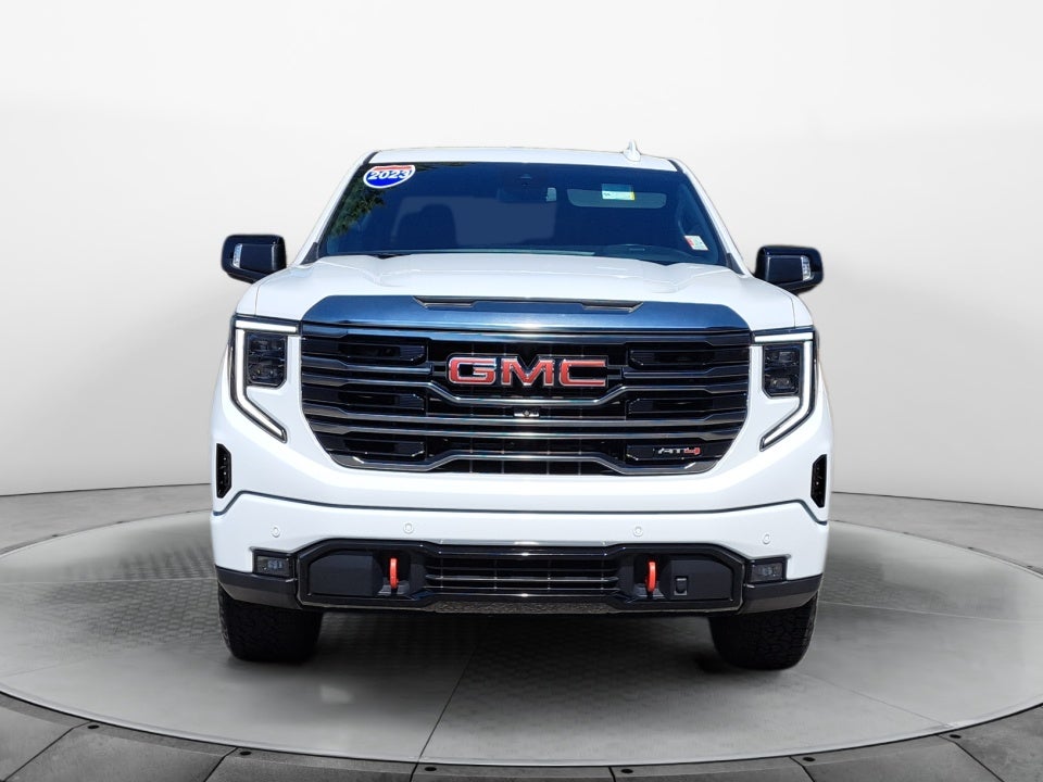 2023 GMC Sierra 1500 4WD Crew Cab Short Box AT4