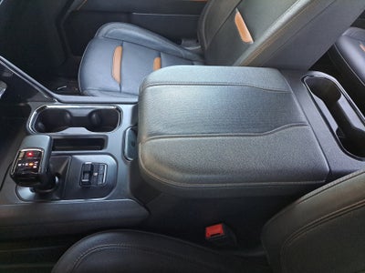 2023 GMC Sierra 1500 4WD Crew Cab Short Box AT4