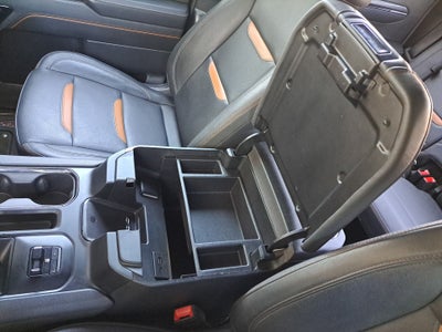 2023 GMC Sierra 1500 4WD Crew Cab Short Box AT4