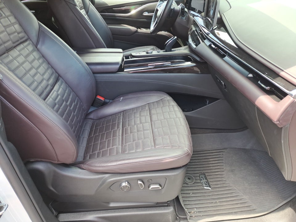 2024 Cadillac Escalade 4WD Sport Platinum