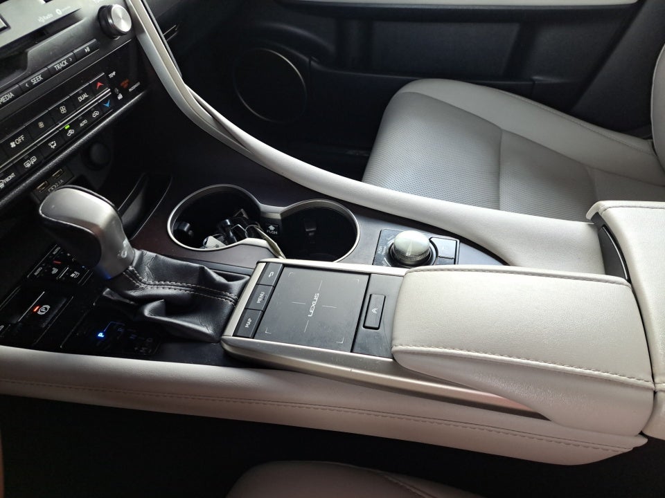 2022 Lexus RX 350 F SPORT Handling