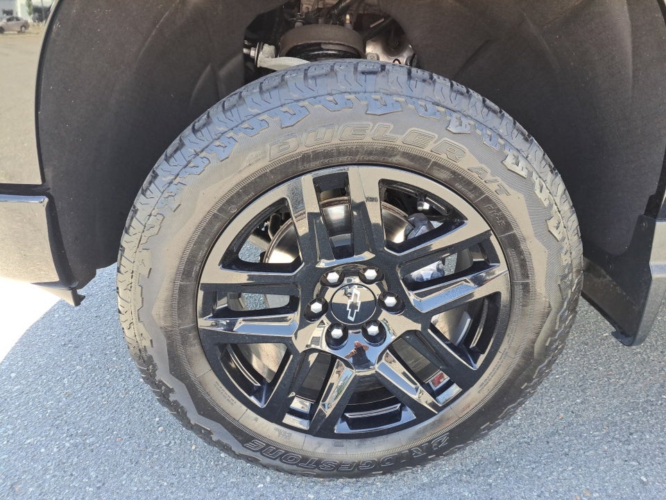 2023 Chevrolet Silverado 1500 4WD Crew Cab Short Bed LT Trail Boss