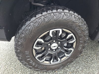 2025 Chevrolet Silverado 1500 ZR2