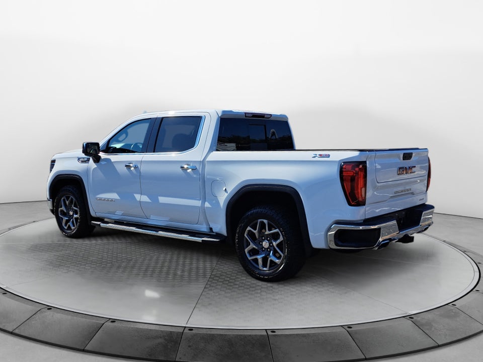 2023 GMC Sierra 1500 4WD Crew Cab Short Box SLT