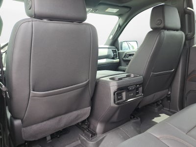 2024 GMC Sierra 1500 4WD Crew Cab Short Box AT4