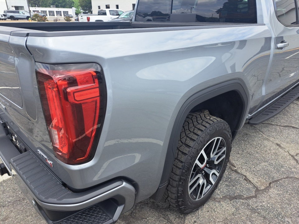 2024 GMC Sierra 1500 4WD Crew Cab Short Box AT4