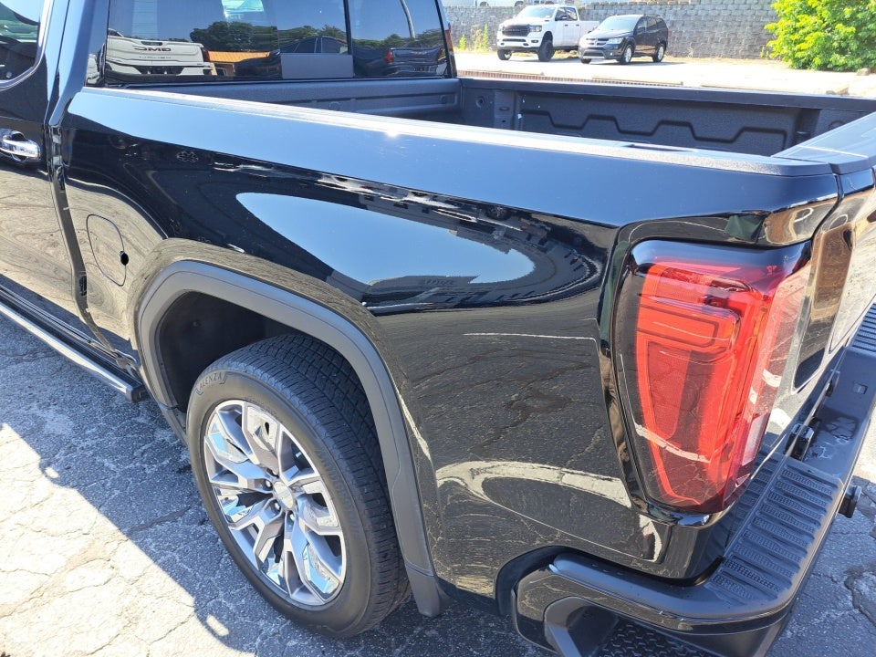 2023 GMC Sierra 1500 4WD Crew Cab Short Box Denali