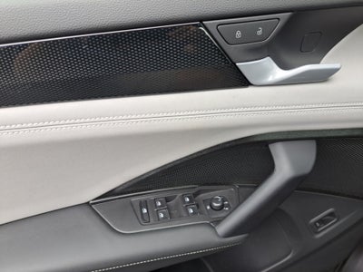 2025 Volkswagen Tiguan SE R-Line Black