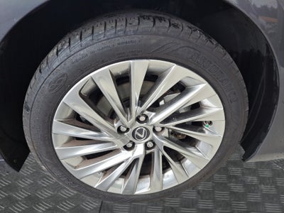 2023 Lexus ES 300h ES 300h Ultra Luxury