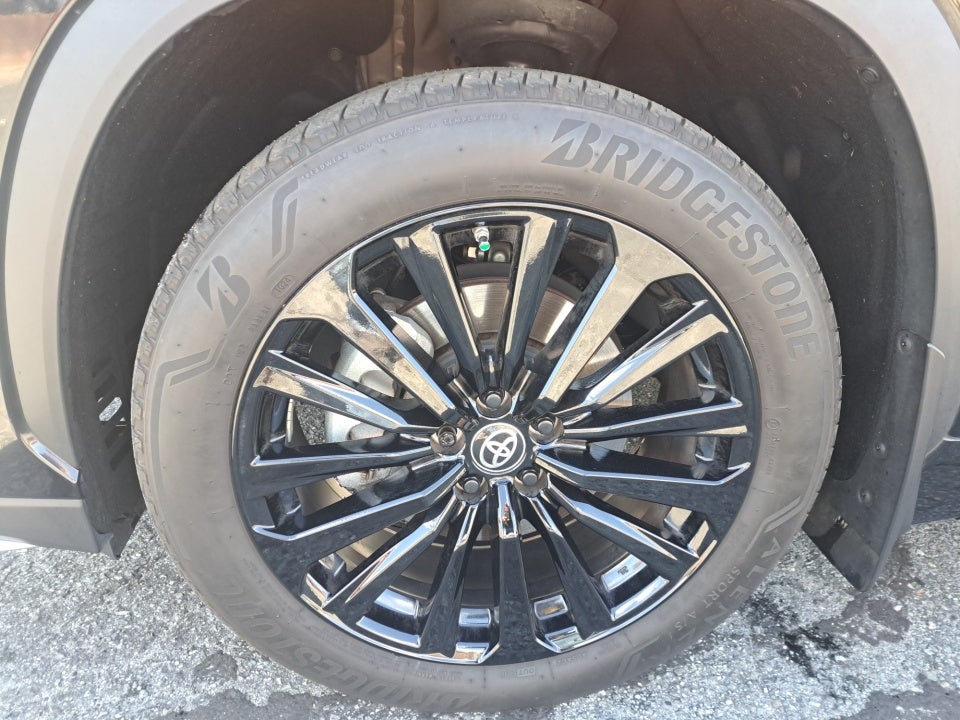 2024 Toyota Highlander XSE