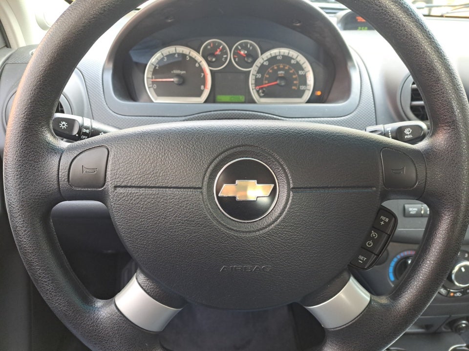 2011 Chevrolet Aveo 1LT