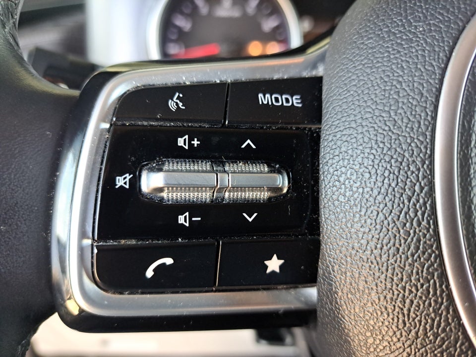 2023 Kia Carnival MPV LX Seat Package