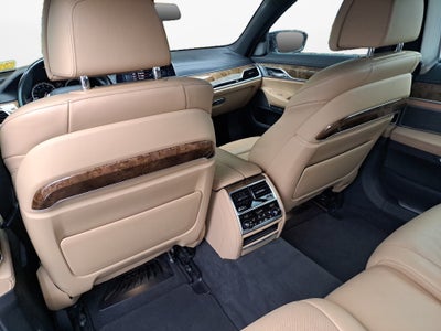 2016 BMW 7 Series 750i