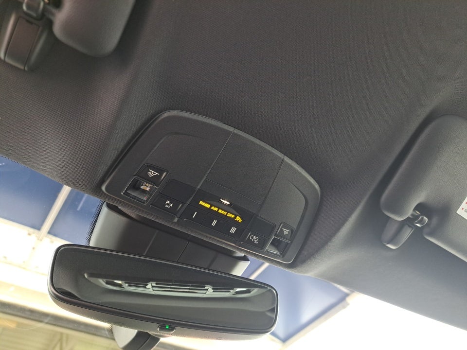 2024 Porsche 718 Cayman Style Edition