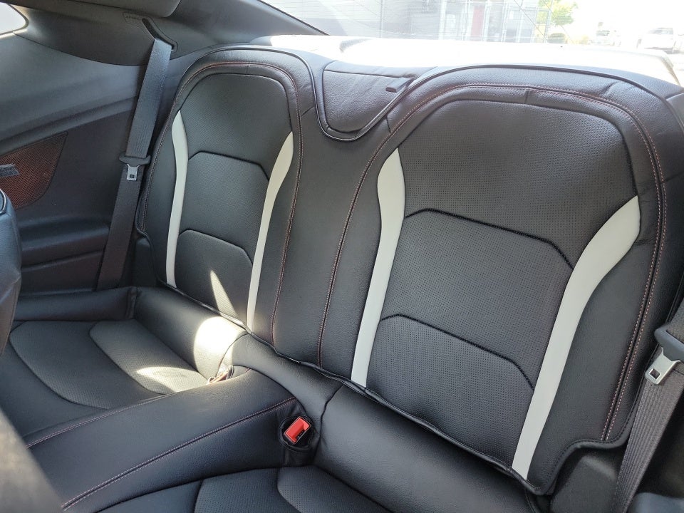 2021 Chevrolet Camaro RWD Coupe LT1