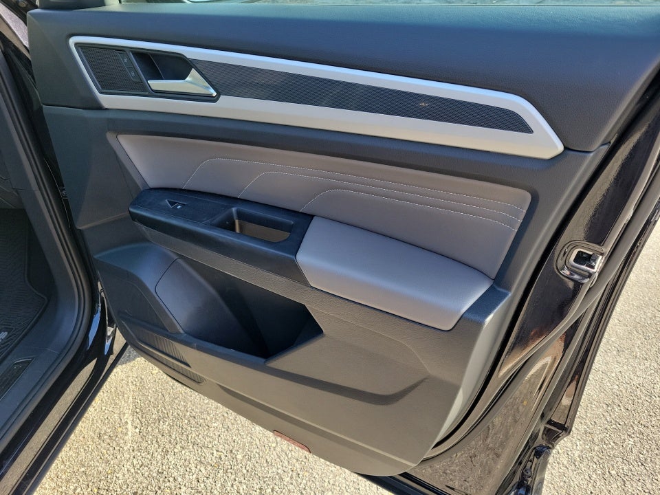 2021 Volkswagen Atlas 3.6L V6 SEL R-Line