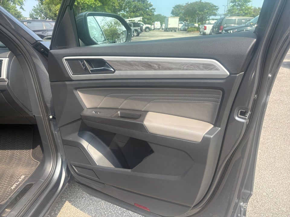 2022 Volkswagen Atlas Cross Sport 3.6L V6 SE w/Technology