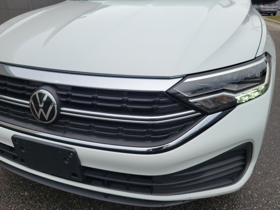2023 Volkswagen Jetta SE