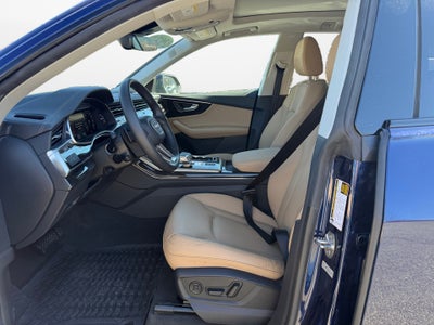 2023 Audi Q8 Premium Plus 55 TFSI quattro Tiptronic