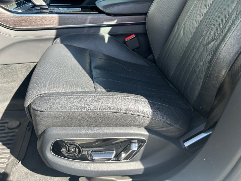 2021 Audi A8 L 55 TFSI quattro Tiptronic