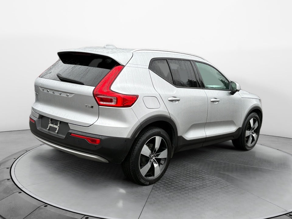 2019 Volvo XC40 T5 Momentum