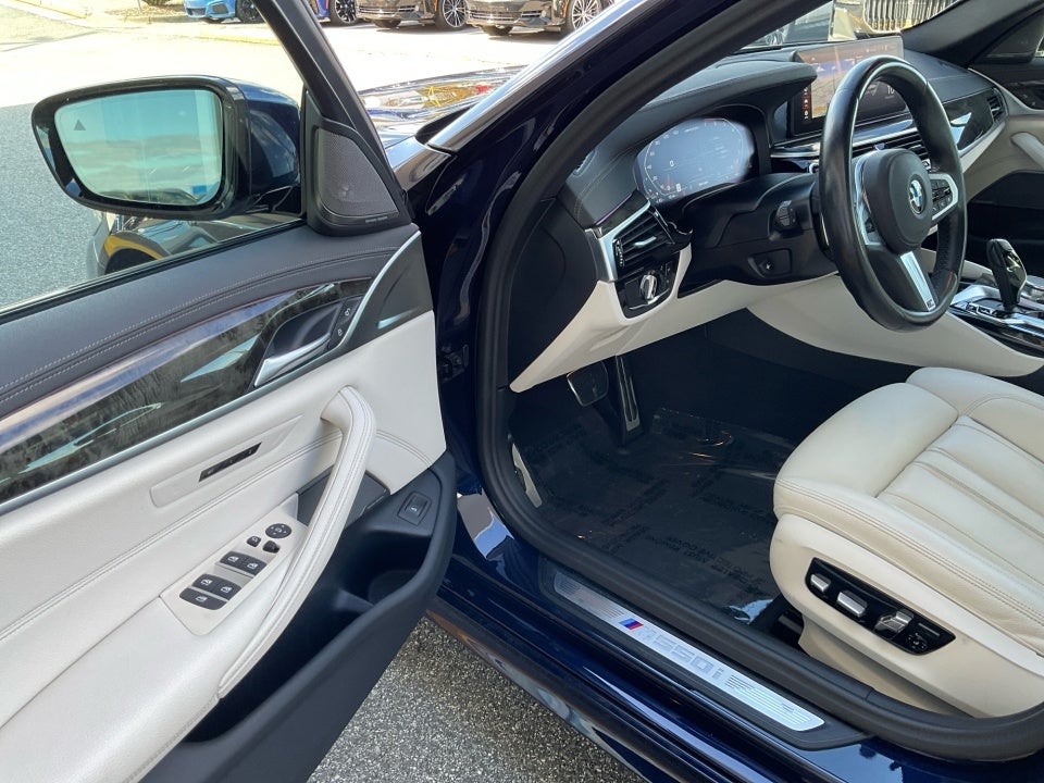 2023 BMW M550 i xDrive