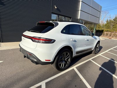 2025 Porsche Macan T