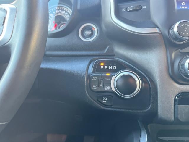 2022 RAM 1500 Big Horn Crew Cab 4x4 5'7" Box