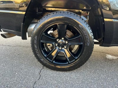 2022 RAM 1500 Big Horn Crew Cab 4x4 5'7" Box