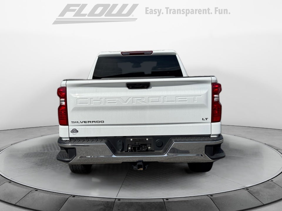 2022 Chevrolet Silverado 4WD Crew Cab Standard Bed LT