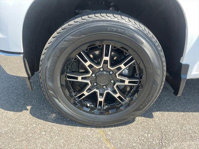2022 Chevrolet Silverado 4WD Crew Cab Standard Bed LT