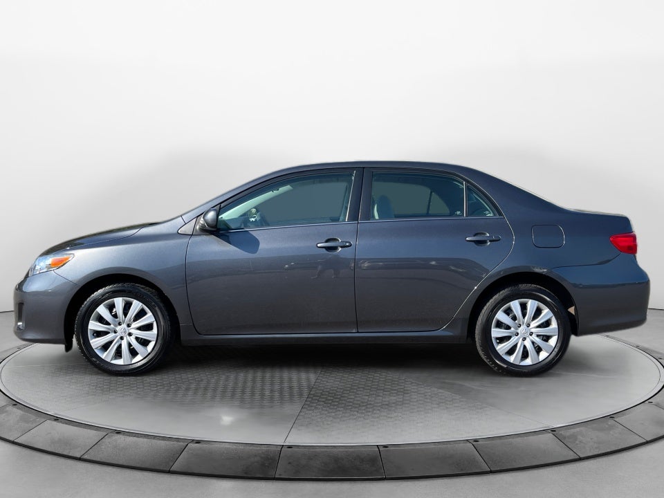 2013 Toyota COROLLA LE