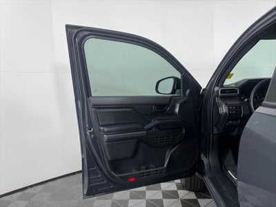 2025 Toyota TACOMA SR5 SR5