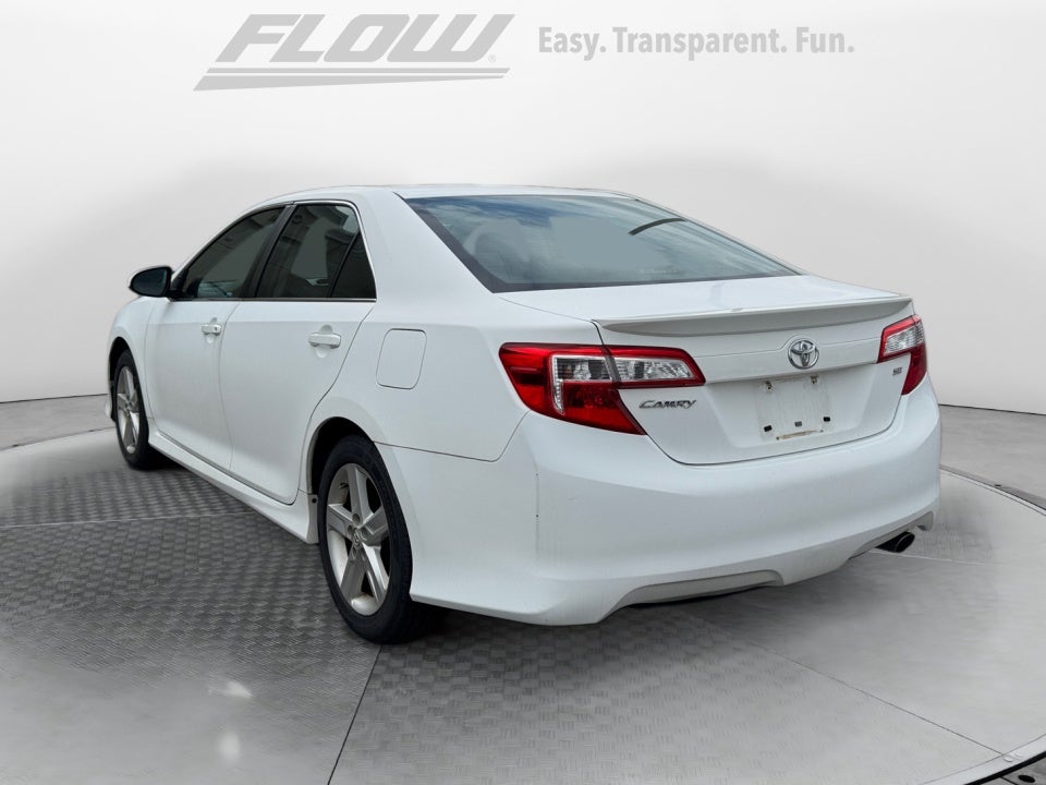 2013 Toyota CAMRY SE