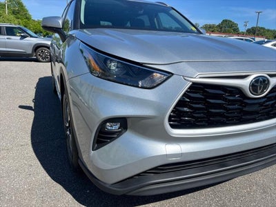 2025 Toyota HIGHLANDER HEV XLE