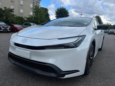 2025 Toyota Prius LE