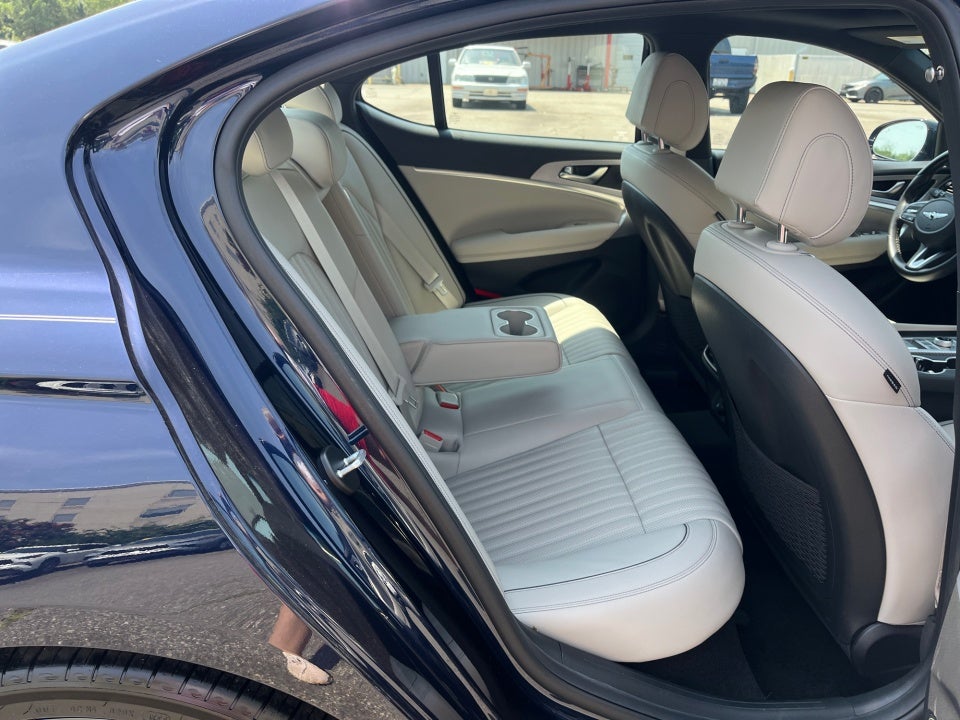 2023 Genesis G70 3.3T
