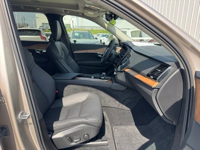 2024 Volvo XC90 B6 Plus Bright Theme 7-Seater