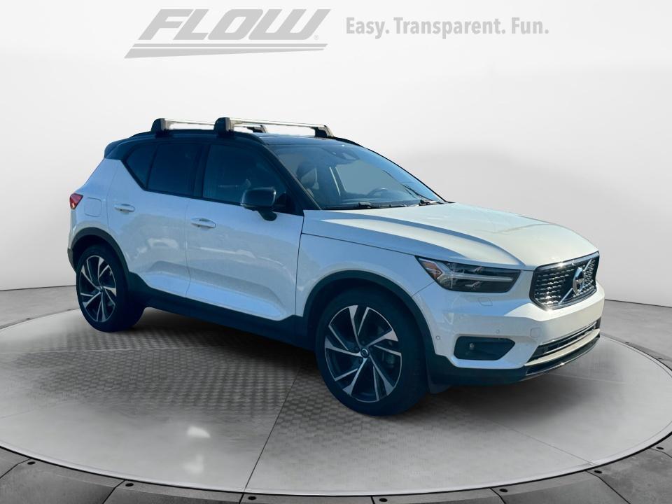2019 Volvo XC40 R-Design