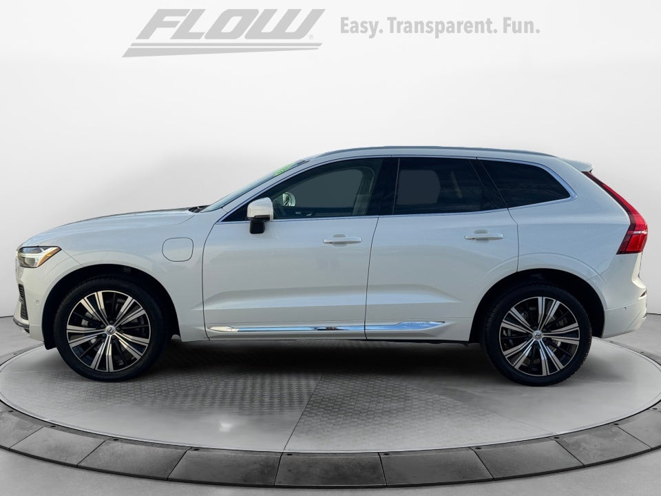2023 Volvo XC60 Recharge Plug-In Hybrid T8 Plus Bright Theme