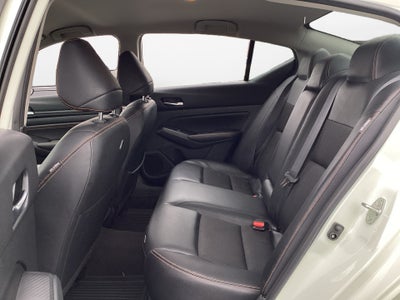 2022 Nissan Altima SR FWD