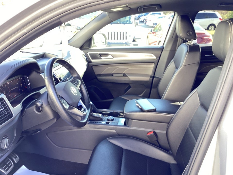 2023 Volkswagen Atlas Cross Sport 3.6L V6 SEL R-Line Black