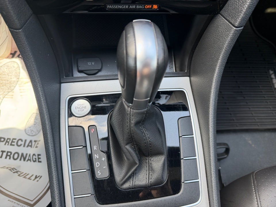 2021 Volkswagen Passat 2.0T R-Line