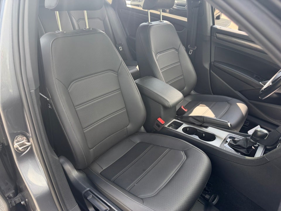 2021 Volkswagen Passat 2.0T R-Line