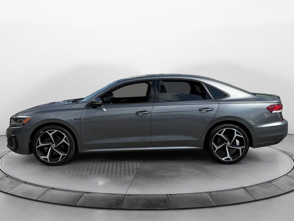 2021 Volkswagen Passat 2.0T R-Line