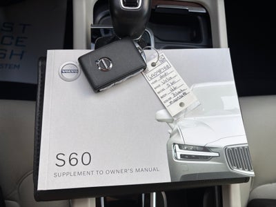 2021 Volvo S60 T5 Momentum