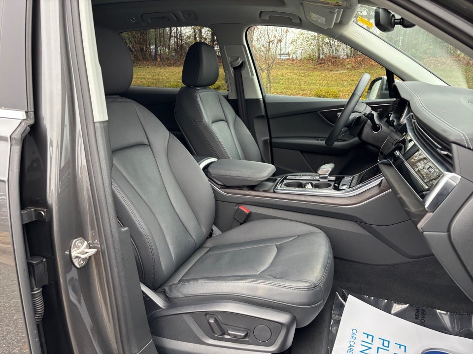 2023 Audi Q7 Premium 55 TFSI quattro Tiptronic